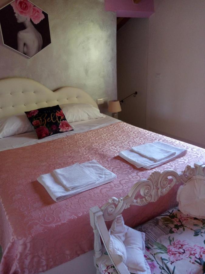 Notte Rosa Suites & Relax Fornovo di Taro Exterior foto